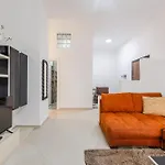 Nest Escape 2br Cozy By Pikhost 公寓