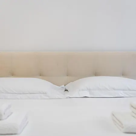Nest Escape 2br Cozy By Pikhost * Durrës