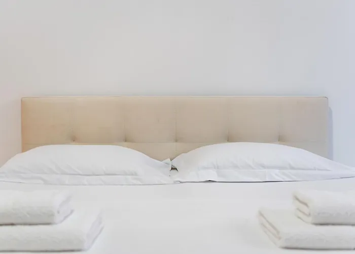 Nest Escape 2br Cozy By Pikhost * Durrës